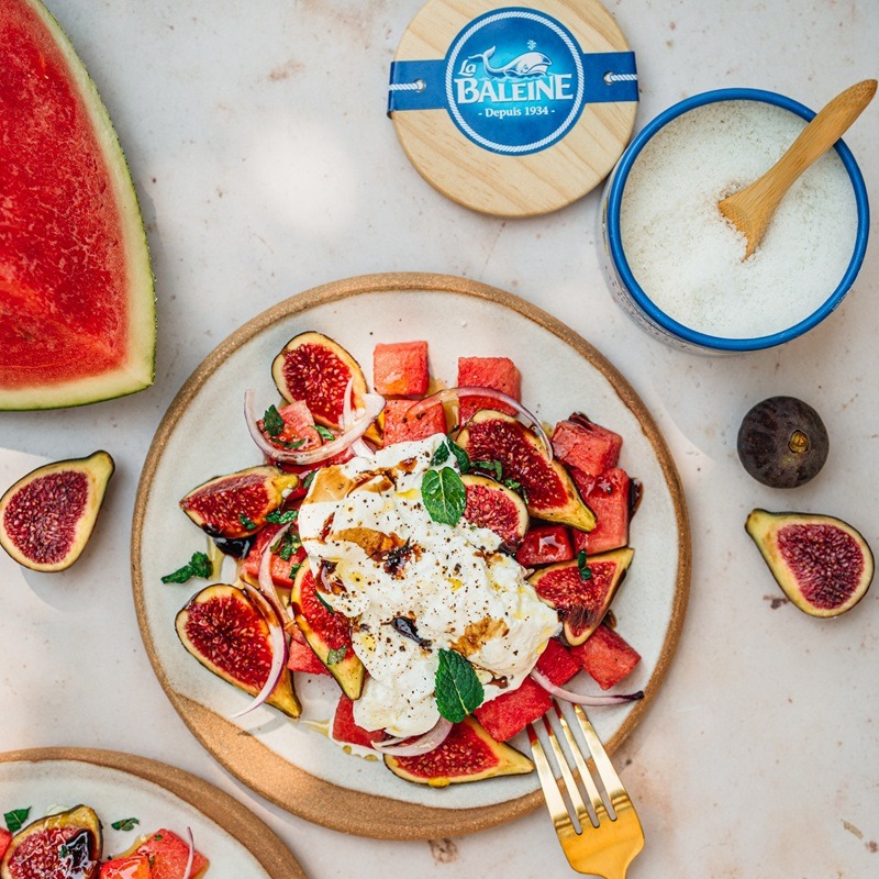 Salade de pastèque, figue et burrata